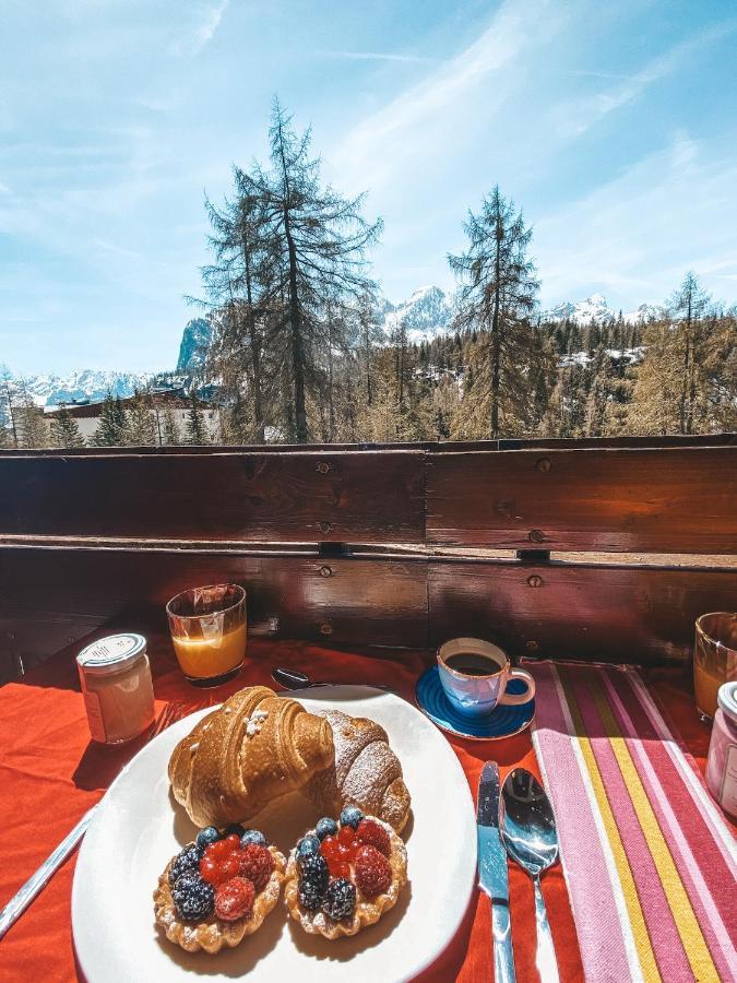 Una Perla A Cortina Cortina dʼAmpezzo Exterior foto