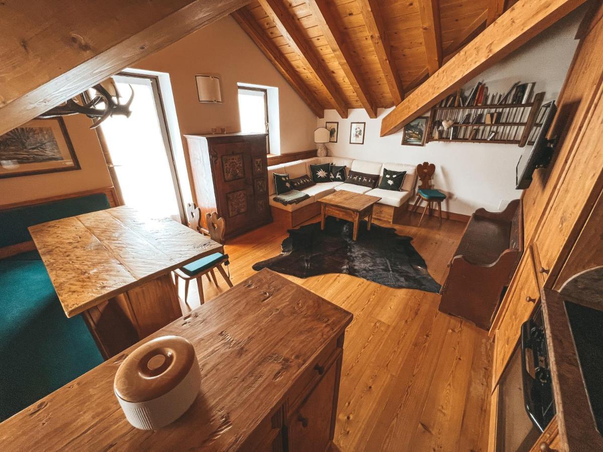 Una Perla A Cortina Cortina dʼAmpezzo Exterior foto