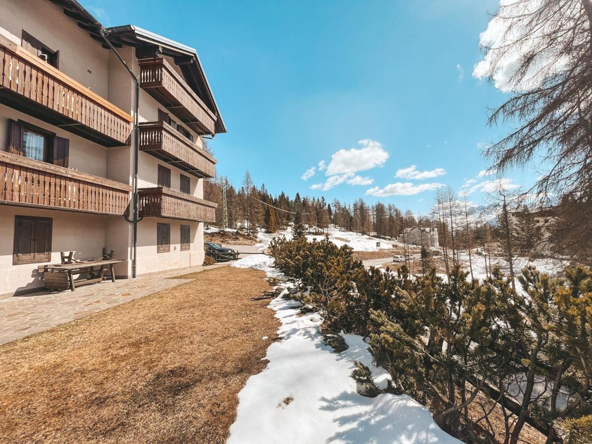 Una Perla A Cortina Cortina dʼAmpezzo Exterior foto
